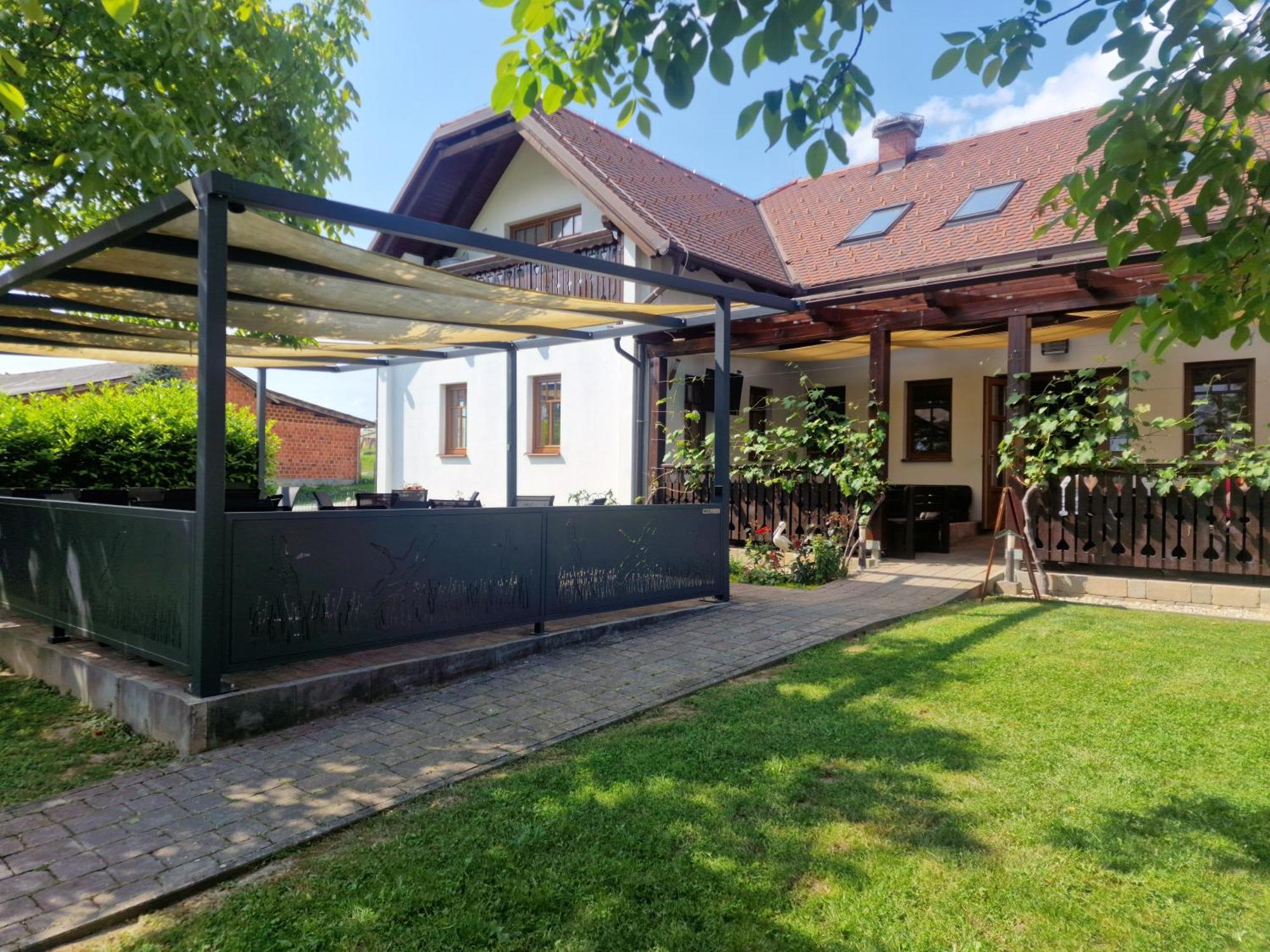 Pri Storklji Hotell Moravske-Toplice Exteriör bild