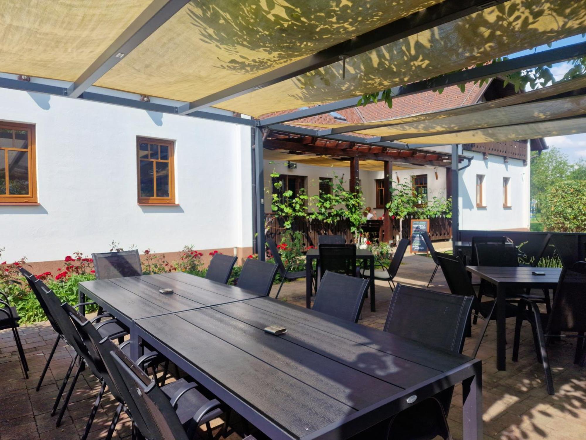 Pri Storklji Hotell Moravske-Toplice Exteriör bild