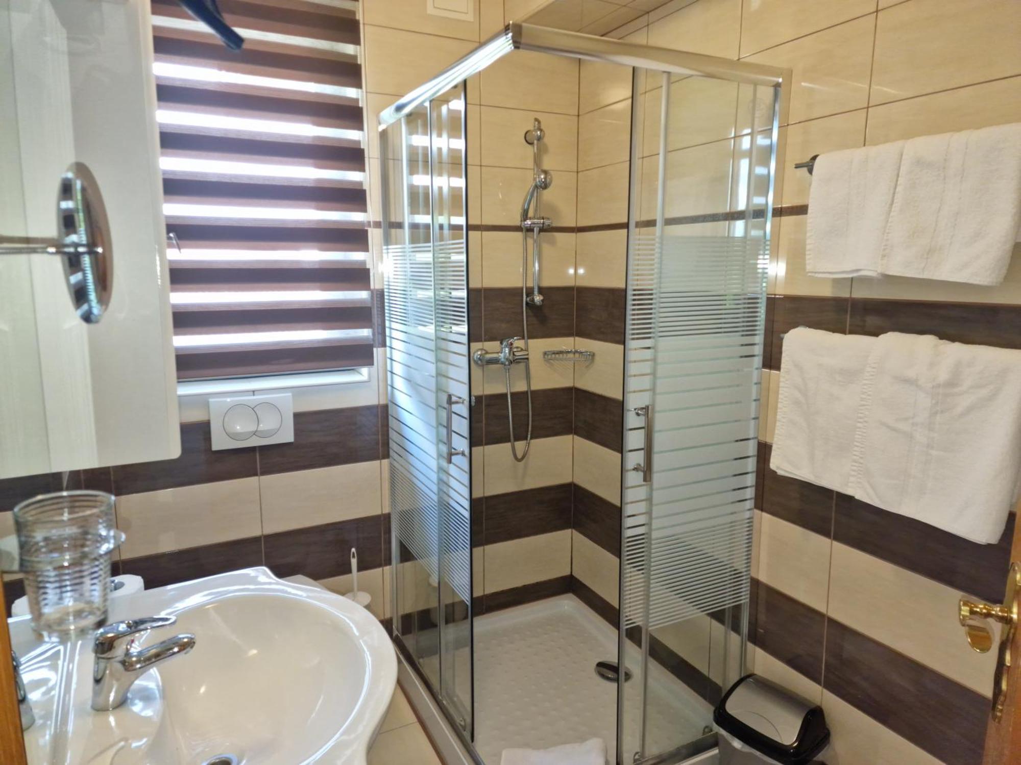 Pri Storklji Hotell Moravske-Toplice Exteriör bild